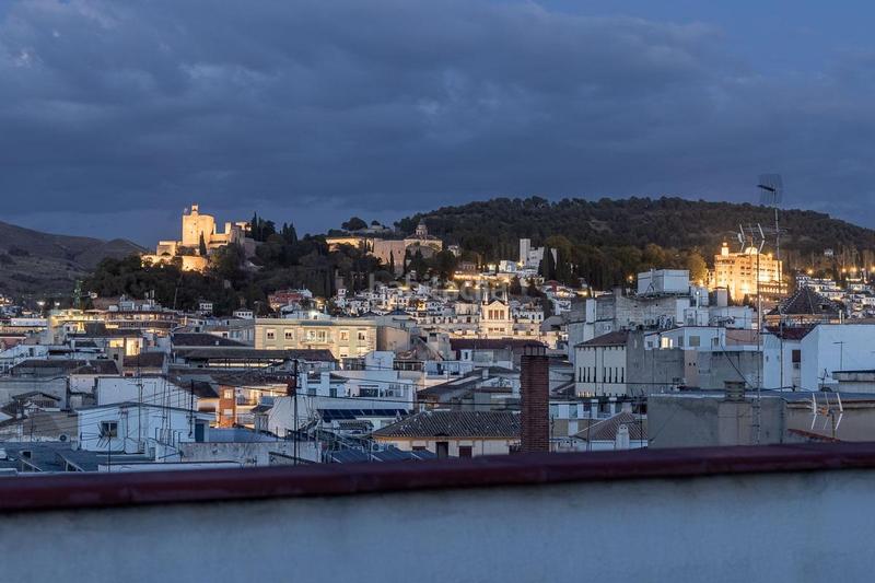 Foto a77330c2-9e6c-45a7-abd4-fadf0bdf501b. Duplex in calle solarillo de gracia 7 in Camino de Ronda Granada