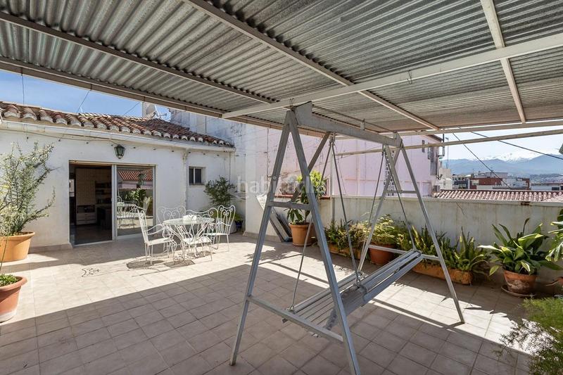 Foto b874ea57-ddea-42f4-871e-a59ff647384f. Duplex in calle solarillo de gracia 7 in Camino de Ronda Granada