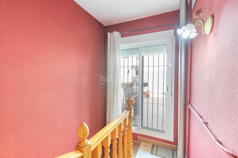 Foto 29139f5e-d2eb-4ffa-a323-b2930b6b2021. Casa pareada en calle de goya 6 bonita casa haciendo esquina en calle goya en Armilla