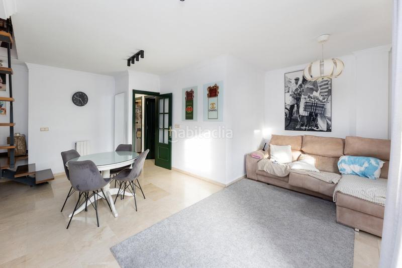 Foto 7063af1a-21ff-4dc1-aa6d-147a14bb92ca. Duplex in calle del pino 67 in Crta. De la Sierra Granada