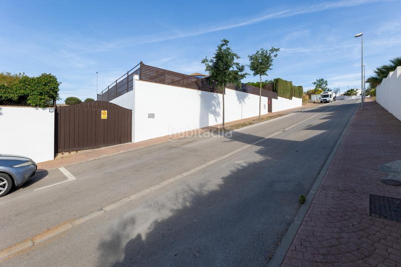 Foto 300fc483-aff4-494c-b62e-1ae41b55b9be. Xalet a paseo paseo de la cueva a San Francisco - El Chorrillo Gabias (Las)