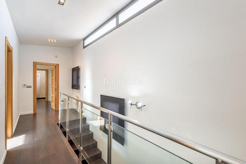 Foto f2b02f7b-bd11-44e2-aef3-b5e28e168bdb. Casa in calle cosmos 10 in Barrio de la Vega Monachil