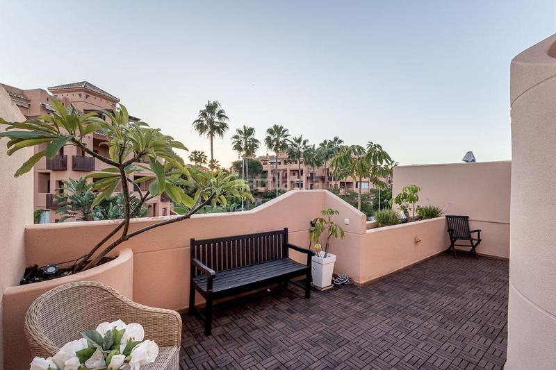 Foto 50a65cef-d50f-4fbc-a0c2-b293685a7ddc. Reihenhaus in calle rector juan de dios lopez 52 in Motril