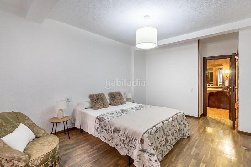 Foto 56723fe2-1098-4371-8523-1014bab267a1. Pis a avenida de madrid 12 a San Ildefonso Granada