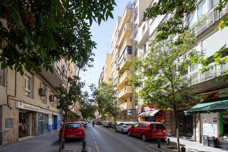 Foto bf667288-d2ae-4285-b804-8c5337ce6111. Piso en calle pedro antonio de alarcon 9 espectacular piso de 4 dormitorios en pedro antonio de alarcón 9 en Granada