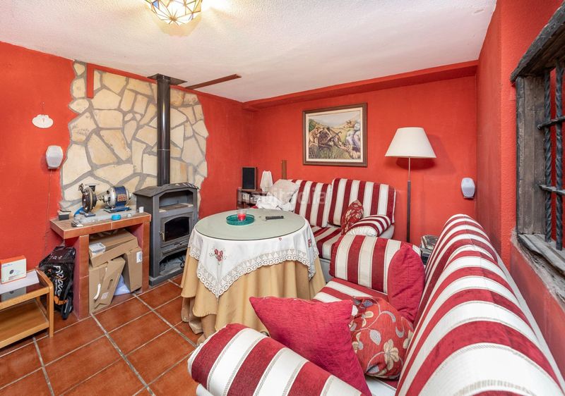 Foto b7a7b578-e6b6-41d2-90ee-cc6aea8000c2. Chalet maravillosa vivienda en monteluz en Peligros