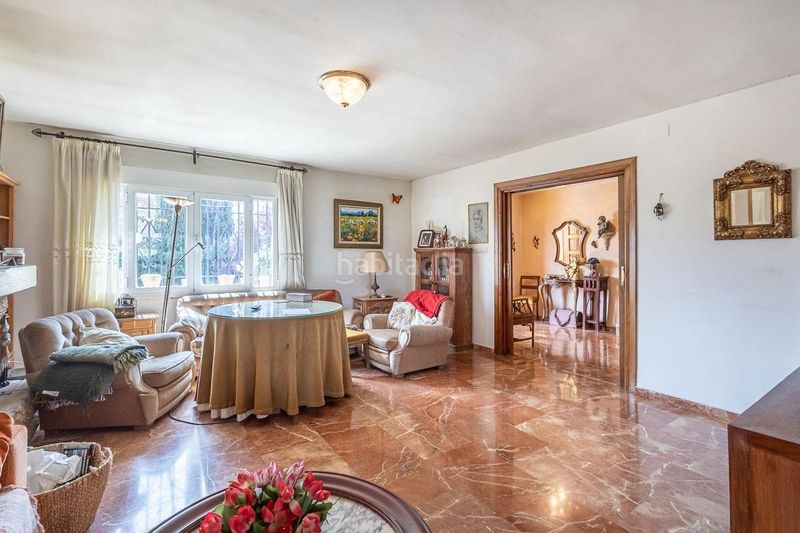 Foto 180ff230-a144-4844-94b2-915262b97c36. Casa amb aparcament piscina a Ogíjares