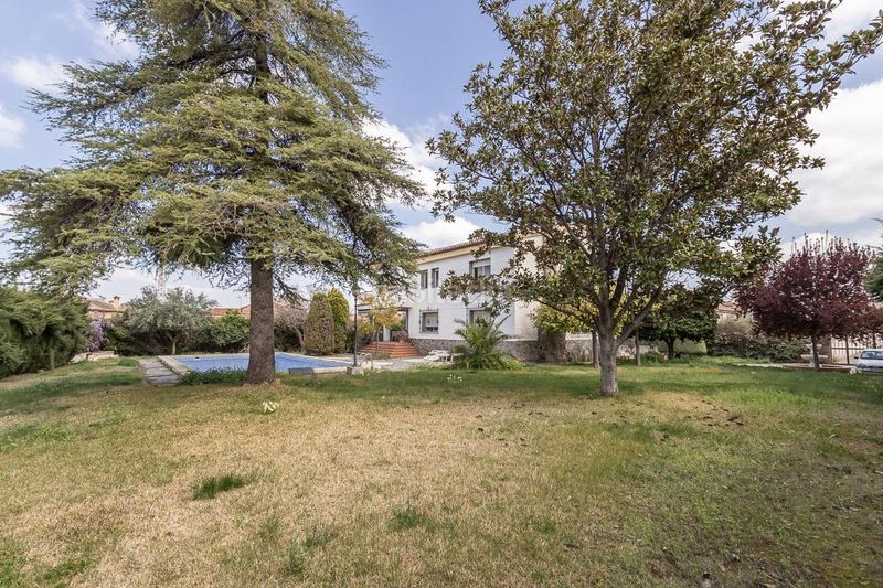 Foto 46727c27-759f-44d7-b48e-3c5524269dd7. Casa amb aparcament piscina a Ogíjares