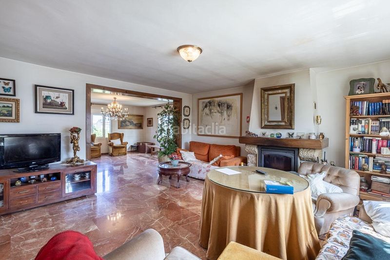 Foto 5ea5a2ba-4c2e-4b11-bdb0-503d64249c34. Casa amb aparcament piscina a Ogíjares