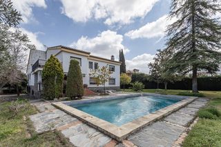 Casa  Calle geraneo 14. Chalet en ogijares