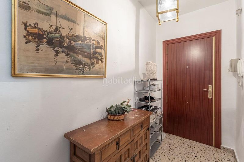 Foto 12d6b4ed-2425-43cb-982d-e3bae0ee4750. Piso en calle de las caballerizas 2 piso 4 dormitorios en c san juan de dios . en Granada