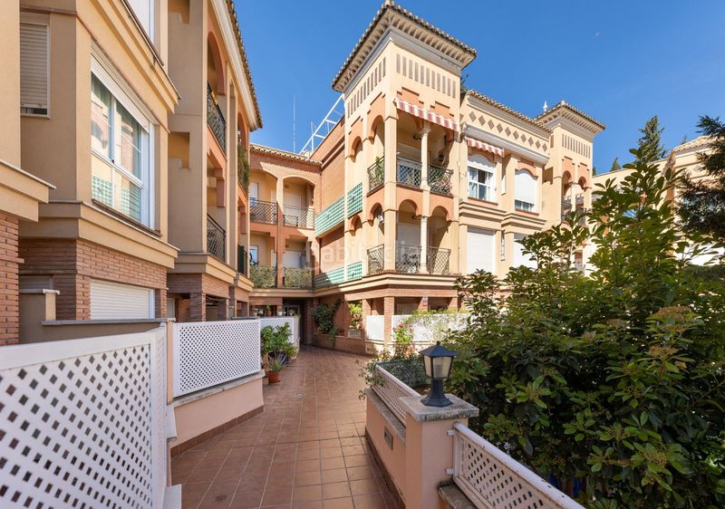 Foto b0061d55-f4d8-468a-a4e8-023721e4df08. Pis a estac tranvias 1 a Residencial Triana - Barrio Alto Gabias (Las)