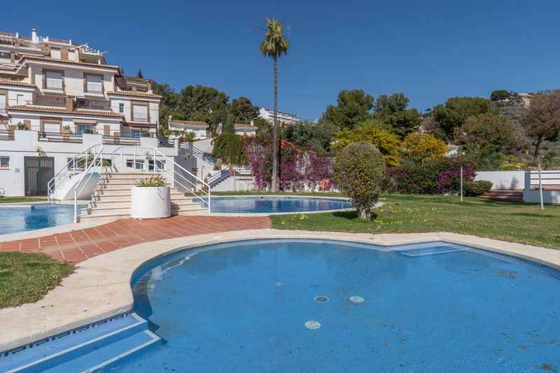 Foto 00d24302-6fb6-4be0-bfc1-acdaab274187. Apartament amb piscina a Punta La Mona Almuñécar