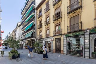 Pis a Calle san anton 33. Gran propiedad con 10 dormitorios en san anton