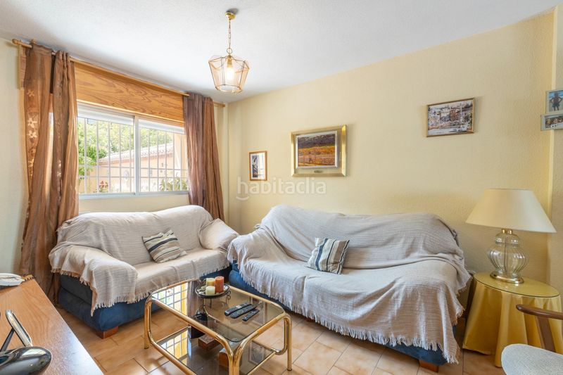 Foto f720cd36-9e66-439c-bb08-1e517660123a. Casa adossada amb calefacció aparcament a Avda. De los Ogíjares Armilla
