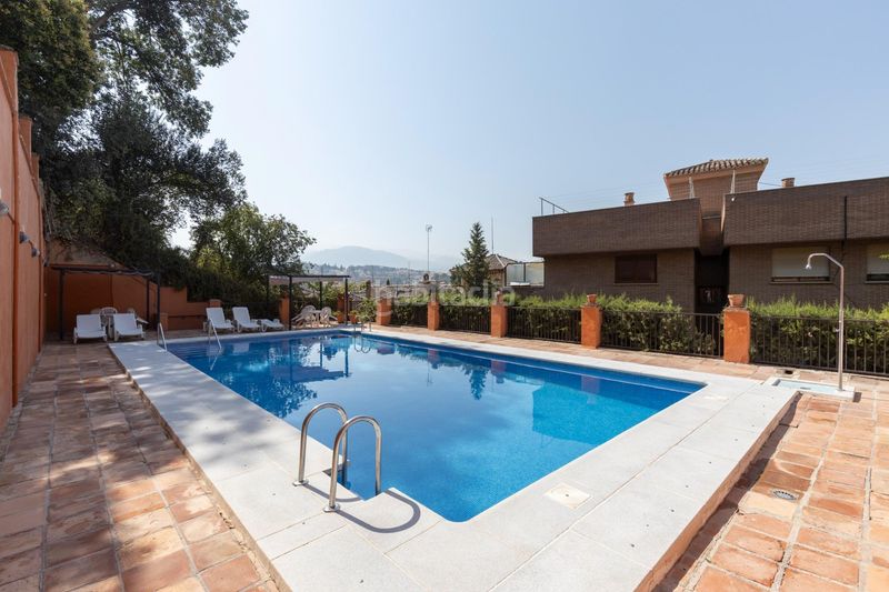 Foto 4d2075e1-3c12-49e0-ba19-67290ca2042c. Pis amb aparcament piscina a San Matías - Realejo Granada