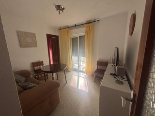 Lloguer Pis  Plaza del boqueron. Estupendo piso estudiantes 2627 con calefaccion central y exteri
