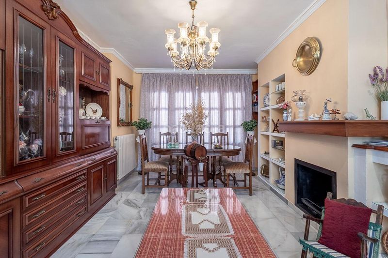 Foto 0ac780ae-ef76-42dc-a1e1-c7055b9660c4. Chalet in calle severo ochoa 31 in Santa Fe