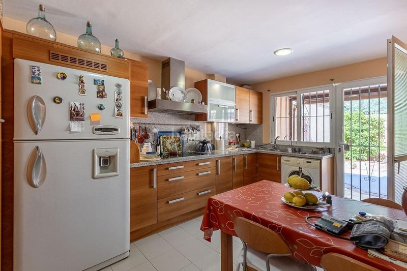 Foto a43cd7f9-235e-4e9a-8de7-c869f2b0d17d. Chalet in calle severo ochoa 31 in Santa Fe