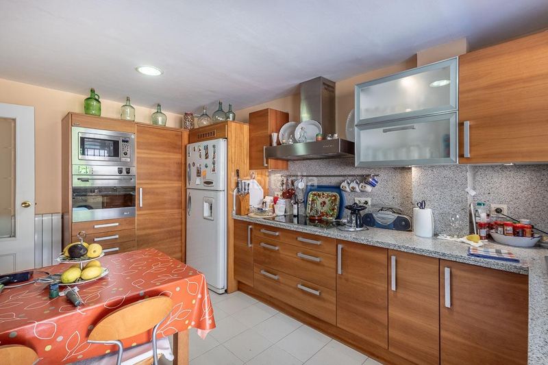 Foto c6197cc2-bbfe-478c-92b4-a50324c35128. Chalet in calle severo ochoa 31 in Santa Fe