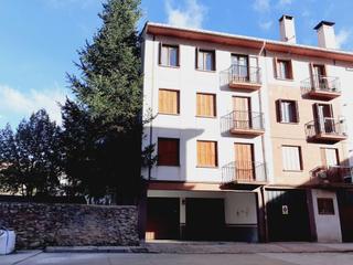 Aparcament cotxe a Ezcaray. A la venta plaza de garaje cerrada
