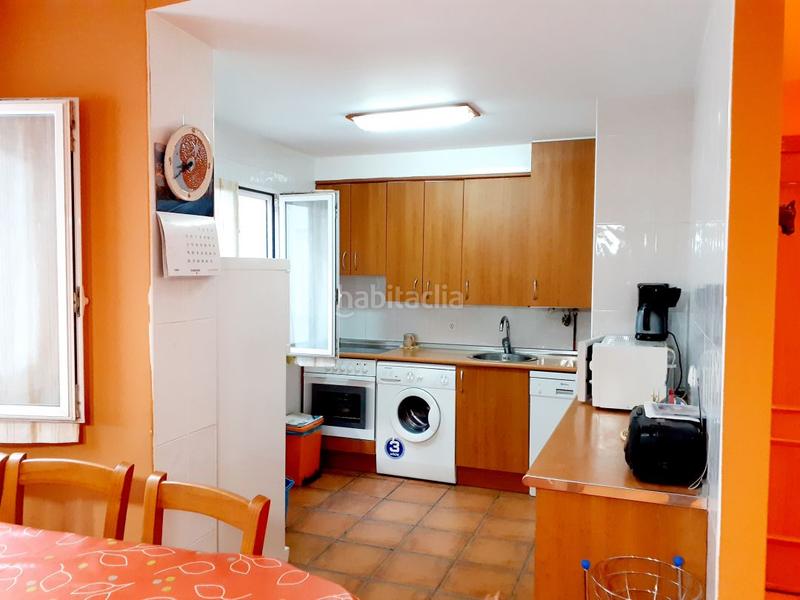 Foto 1f6a1636-310d-414b-b478-8b50d317913e. Dúplex amb calefacció aparcament a Ojacastro