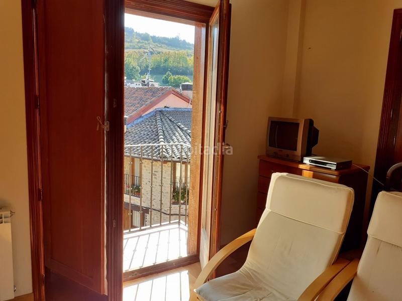 Foto 202e78e2-c6e3-4b76-8f50-8fb1a2982ddd. Dúplex amb calefacció aparcament a Ojacastro