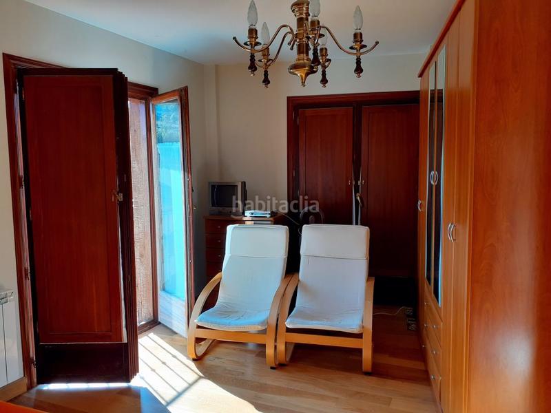 Foto 745d2a09-92d2-4af3-8fa1-3b685216ee60. Dúplex amb calefacció aparcament a Ojacastro