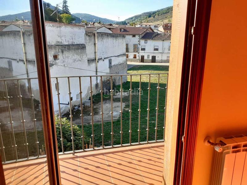 Foto c07d7dd2-60d5-48d7-9e64-80709918b1ae. Dúplex amb calefacció aparcament a Ojacastro