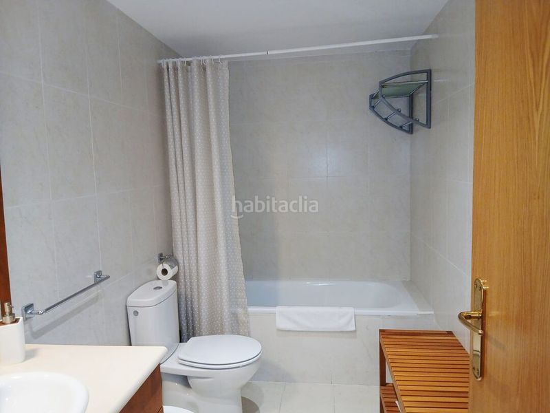 Foto e15d736a-1c5b-49ca-a270-676cac791634. Pis amb calefacció aparcament piscina a Zorraquín