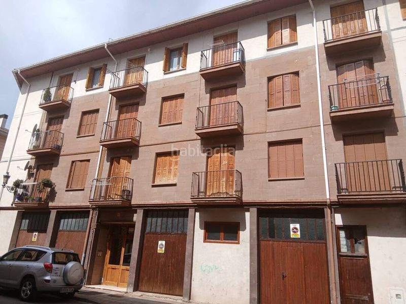 Foto d6e6217d-8e39-4873-942a-767d55815866. Dúplex amb calefacció aparcament piscina a Ezcaray