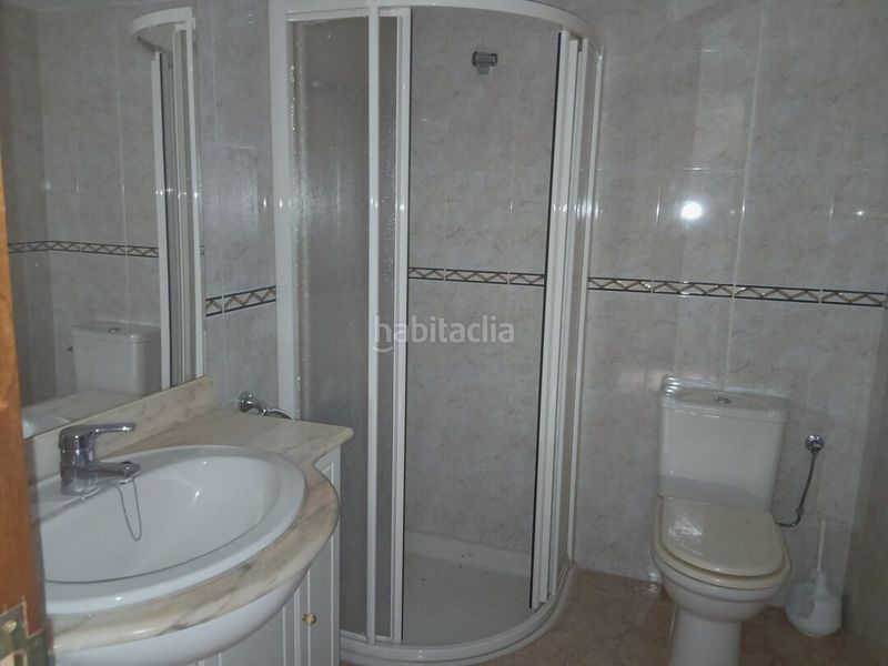 Foto 9339d85f-47da-4f1e-9b47-3b37aab85e8f. Casa amb calefacció a Santurdejo