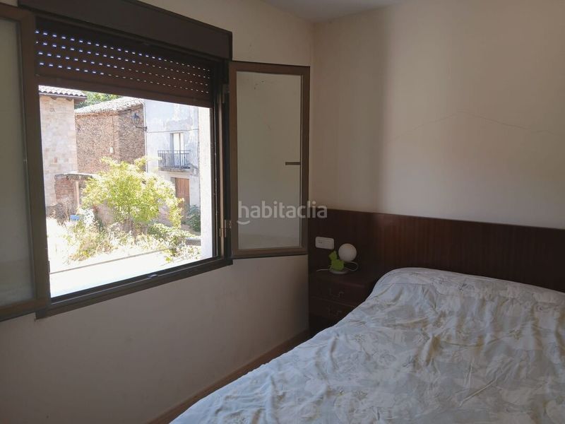 Foto d89b2ac1-5bea-4794-8cc4-6b1b26fe4f2b. Casa amb calefacció a Santurdejo