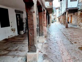 Casa a Ezcaray. Oportunidad en el centro de ezcaray
