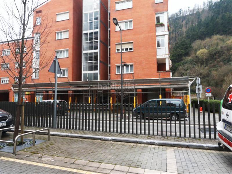 Foto d0b3238b-e424-4391-bd55-0a8a7e09e2dd. Local comercial a Tolosa