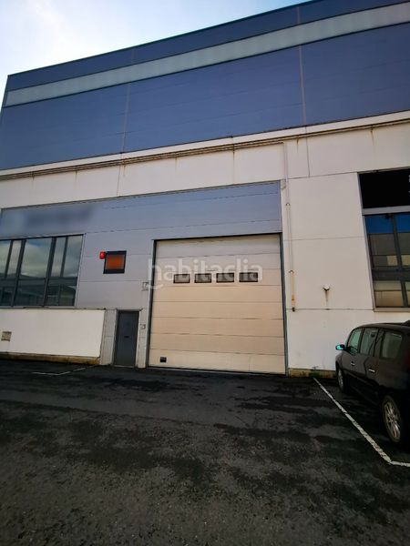 Foto 1a99d440-ee6f-4eb2-9cee-a002acad12cf. Nau industrial a Ibarra