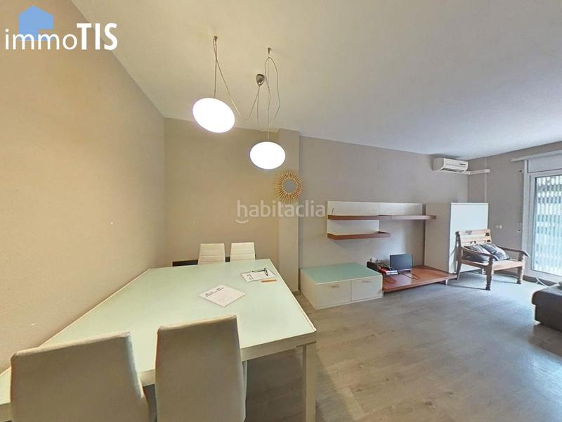 Foto 650d70fe-c958-4ade-a06b-9f15f0da47aa. Planta baja  con párquing en venta en Molí de Vent Vilanova i la Geltrú