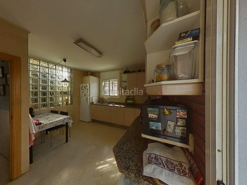 Foto c06b93c8-c09e-472d-bcbd-49681a9d57b0. Chalet avec parking dans Santa Maria Vilanova i la Geltrú