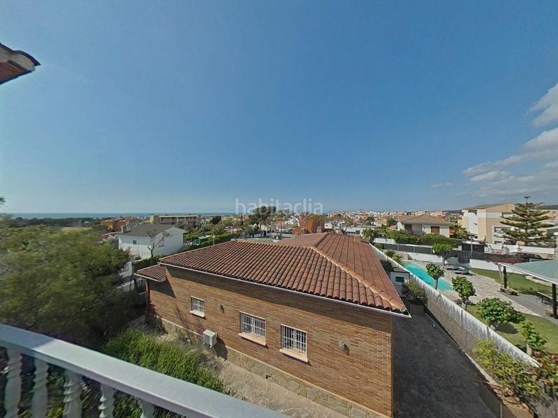 Foto ca955d42-65d3-4708-bd1f-07bacad316d8. Chalet avec parking dans Santa Maria Vilanova i la Geltrú