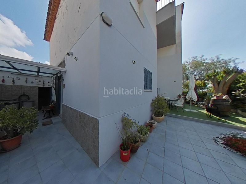 Foto f3528f83-a109-4875-9ad6-6722e4f7af05. Chalet avec parking dans Santa Maria Vilanova i la Geltrú