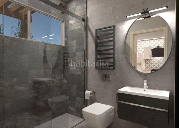 Foto 9b3c5e5b-f693-4a3e-92b5-b8b21a338385. Local comercial a Sant Joan Vilanova i la Geltrú