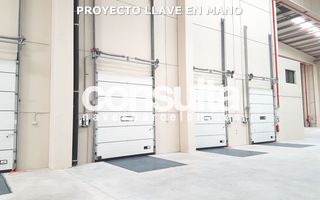 Alquiler Nave industrial en Massanes de la selva, 1. Muelles de carga y descarga
