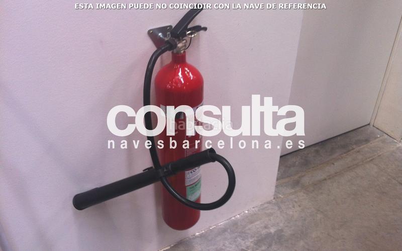 Foto 6d172763-f826-4567-b470-6038229615da. Industrial building in carrer del pintor joan miró 4 in Polinyà