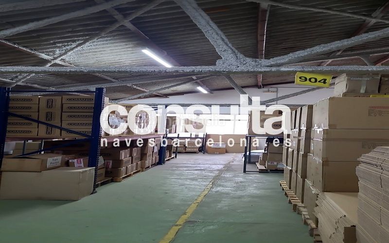 Foto c0f8842a-0042-465a-9d09-09a4e21f73b4. Nau industrial a carrer del cobalt 146 a Centre Hospitalet de Llobregat (L´)