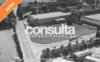 Solar industrial a Carrer josep soldevila 50. Campa vallada en zona bon pastor.