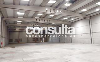 Lloguer Nau industrial a Carrer carretera de montmeló 33. Logística con 11 muelles de carga y descarga