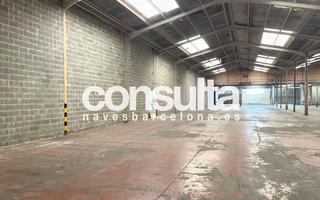 Lloguer Nau industrial a Carrer de màlaga 18. 2 muelles de carga y descarga