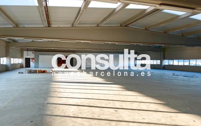 Foto 05bf7f10-e614-4219-96c9-3b084bf5ac6f. Rent industrial building in carrer de les nuadores 18 in Olesa de Montserrat