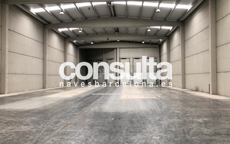 Foto 0cdbab7f-c4c1-4319-9cab-213f81d36508. Rent industrial building in carrer de les nuadores 18 in Olesa de Montserrat