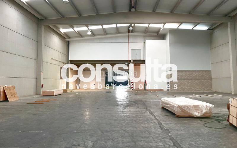 Foto 34491c8f-d4b4-49d9-a17b-dec325343516. Rent industrial building in carrer de les nuadores 18 in Olesa de Montserrat
